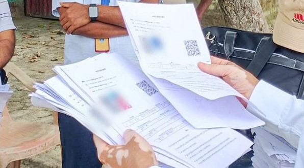 उत्तराखंड: एसआईआर के दूसरे चरण में प्रदेश का नाम शामिल नहीं, चुनाव आयोग ने 12 राज्यों को अभियान में लिया उत्तराखंड: एसआईआर के दूसरे चरण में प्रदेश का नाम शामिल नहीं, चुनाव आयोग ने 12 राज्यों को अभियान में लिया