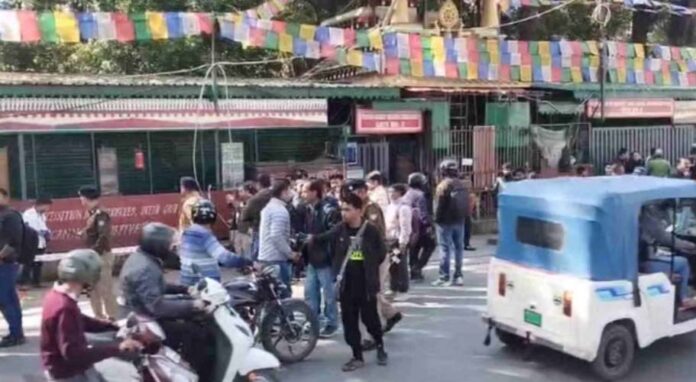 Dehradun: तिब्बती मार्केट के सामने युवक की गोली मारकर हत्या