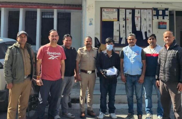 उत्तराखण्ड STF की एंटी नारकोटिक्स टीम की कार्रवाई, 01 किलो चरस के साथ एक अभियुक्त गिरफ्तार